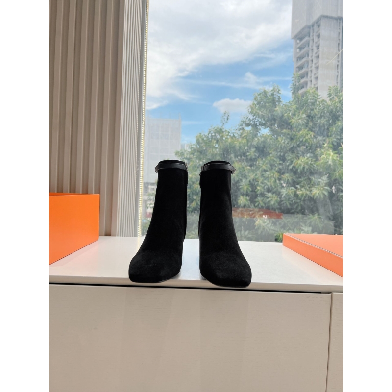 H**mes boots